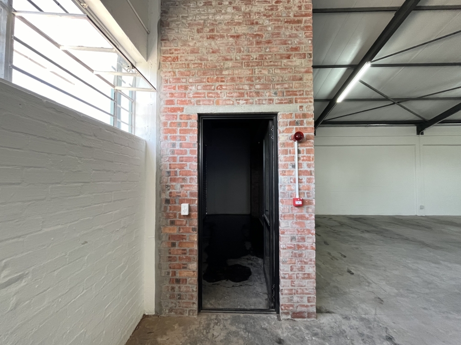 To Let commercial Property for Rent in Diep River Western Cape